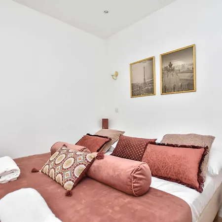 Amazing - Le Marais Apartman *